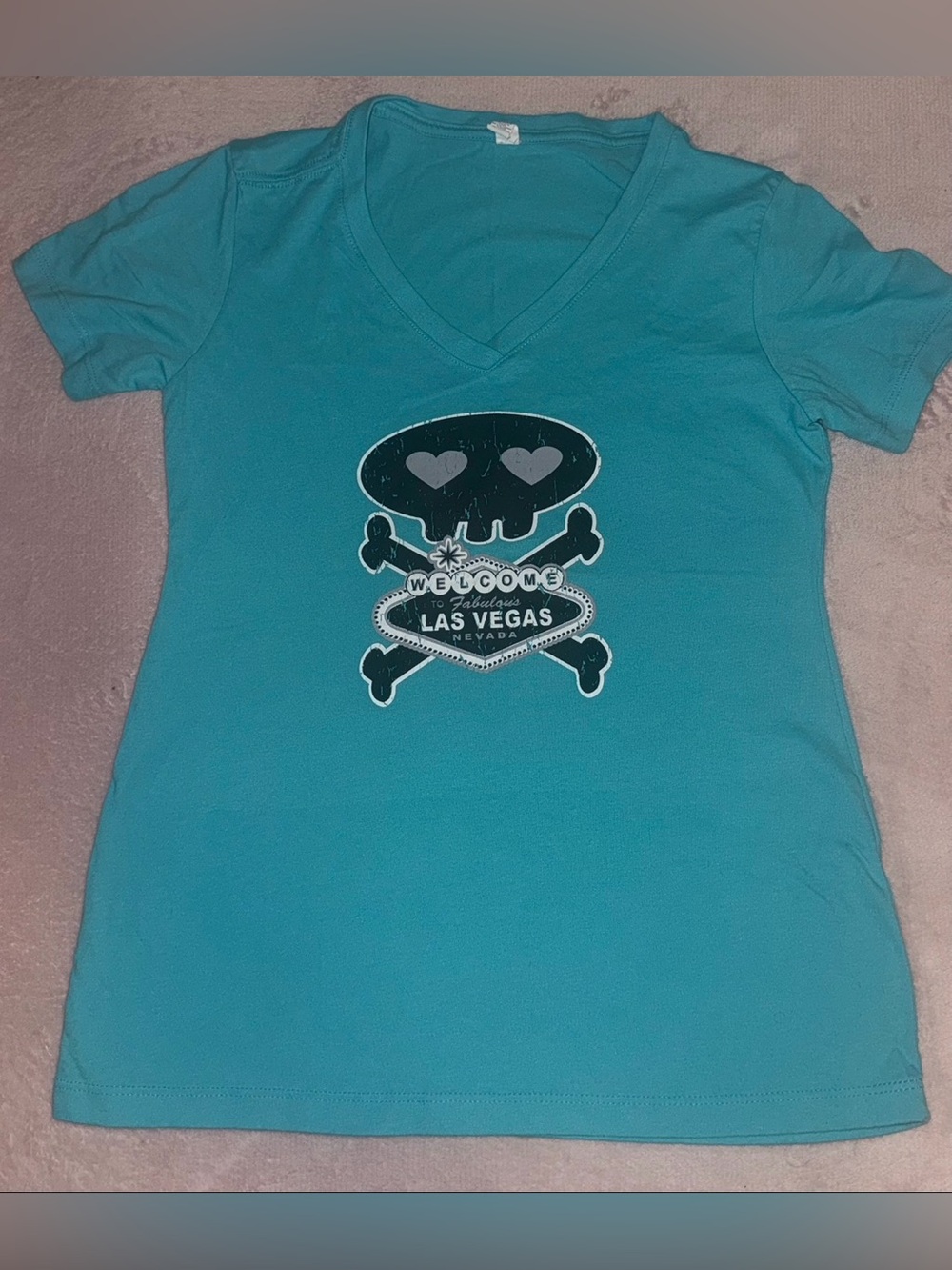 💙 Y2K Las Vegas Graphic V-Neck Tee 🎰